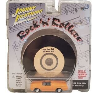 Johnny Lightning Rock'N'Rollers Car  & Beach Boys CD
